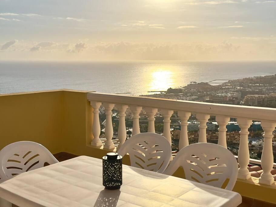 Apartamento Penthouse With Ocean Views - Torviscas Costa Adeje  Exterior foto