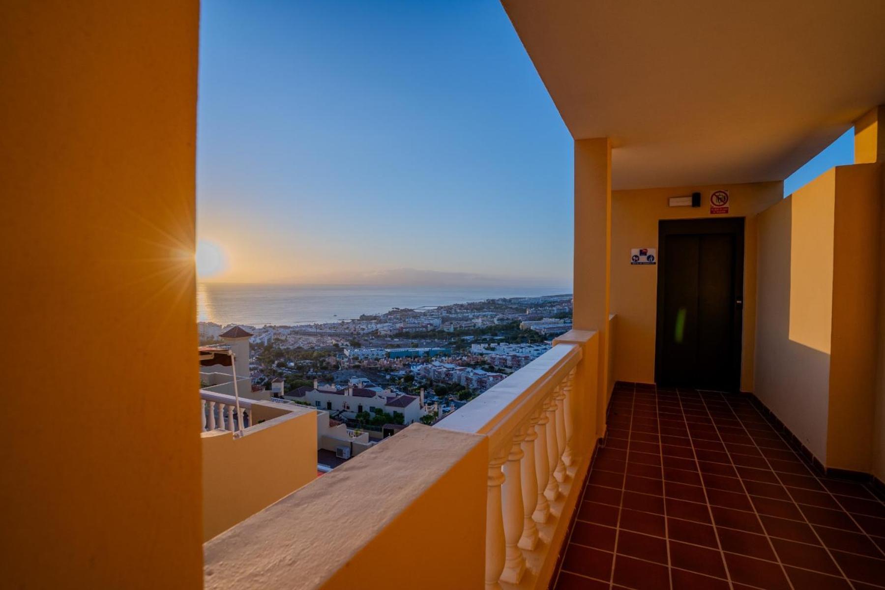 Apartamento Penthouse With Ocean Views - Torviscas Costa Adeje  Exterior foto